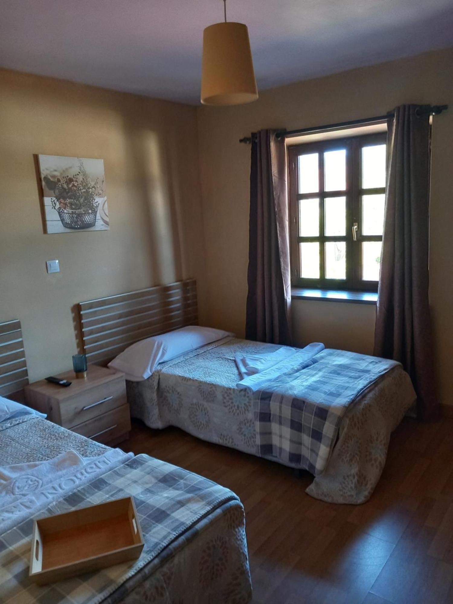 Hosteria Rio Negro Barcena de Cicero Bagian luar foto